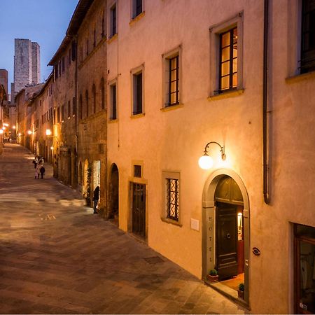 Hotel L'Antico Pozzo San Gimignano Exterior photo